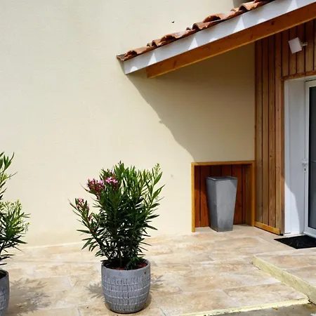 Holiday home Caillou *
